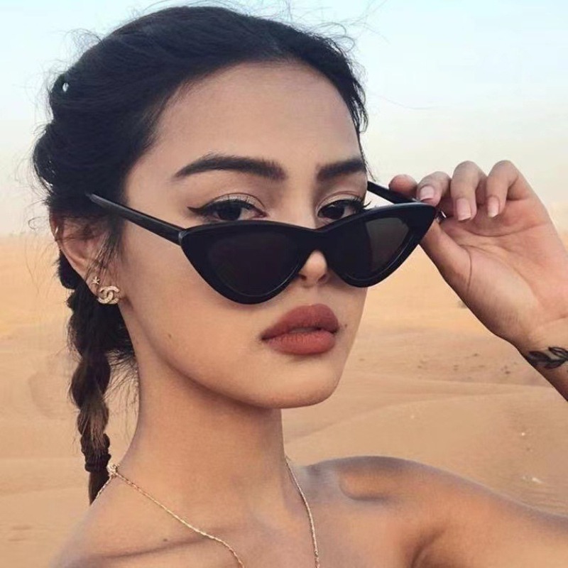 Seksowne Małe Trójkątne Okular – Streetwear Brand With Eye recenzja i cena